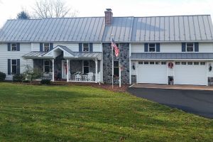 Partners 10 hoeffer front 23160b40