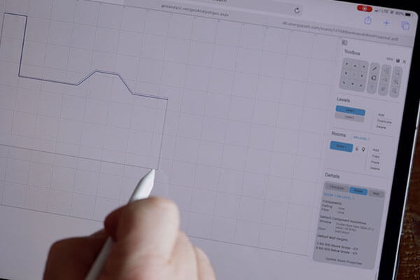 Home 9 Customer using Enersketch Pro on an Ipad